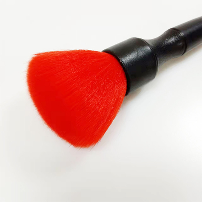 Długa rączka z czerwonym włosiem Auto Detailing Brush do skóry fotelika samochodowego